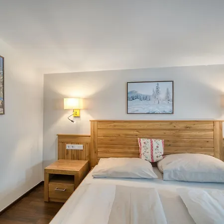 Eichenhof 10 Daire Zell am See