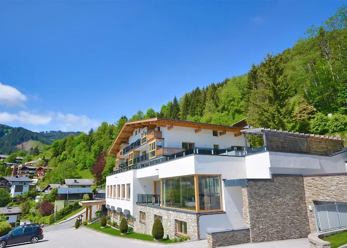 Апартаменты Eichenhof 10 Целль-ам-Зе