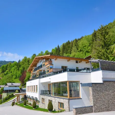 Apartment Eichenhof 10 Zell am See